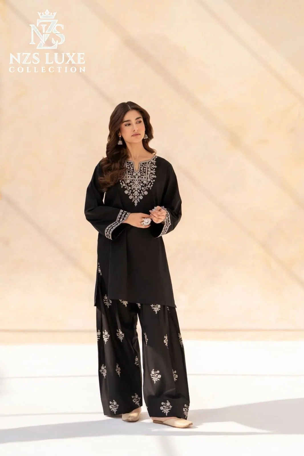 Dhanak Embroidered Front & Sleeves 2-Piece unStitched Suit - image 1