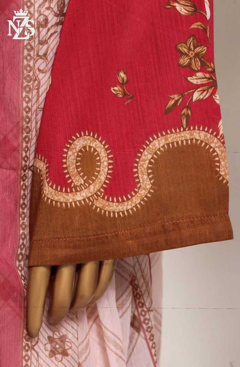 Arwa Printed Lawn 3-Piece Stitched Suit in Red - image 4