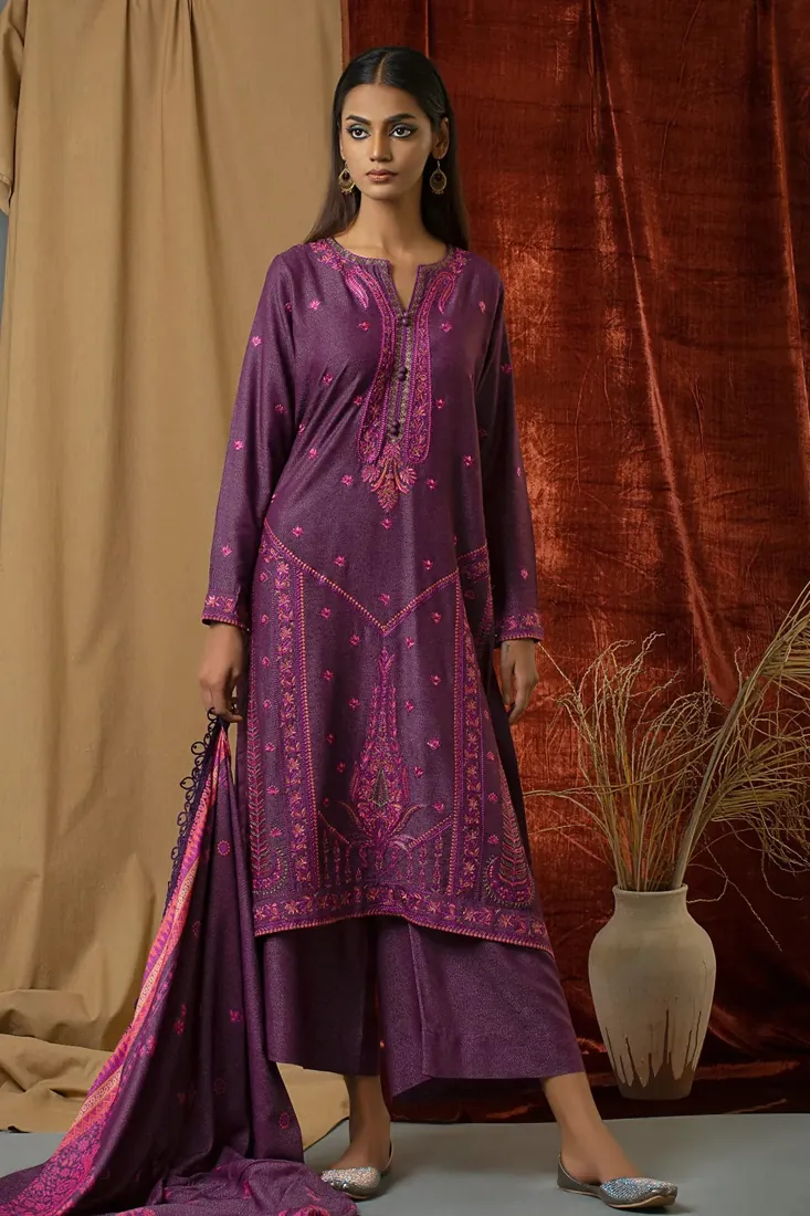 Plum Purple Embroidered Karandi 3-Piece Winter Collection - image 2