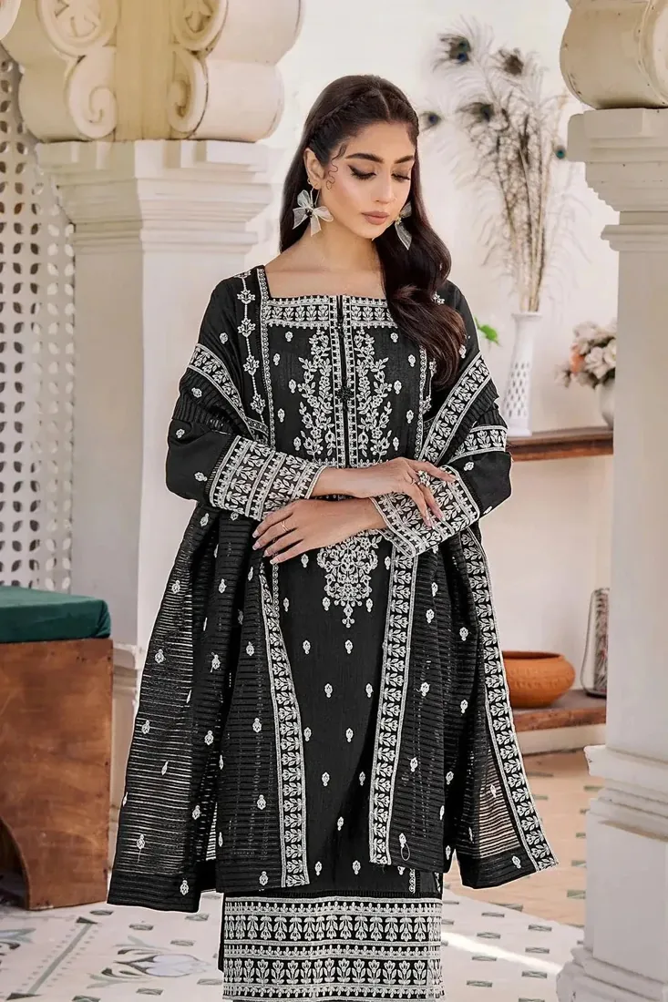 Black Embroidered Khaddar 3-Piece Winter Collection - image 2