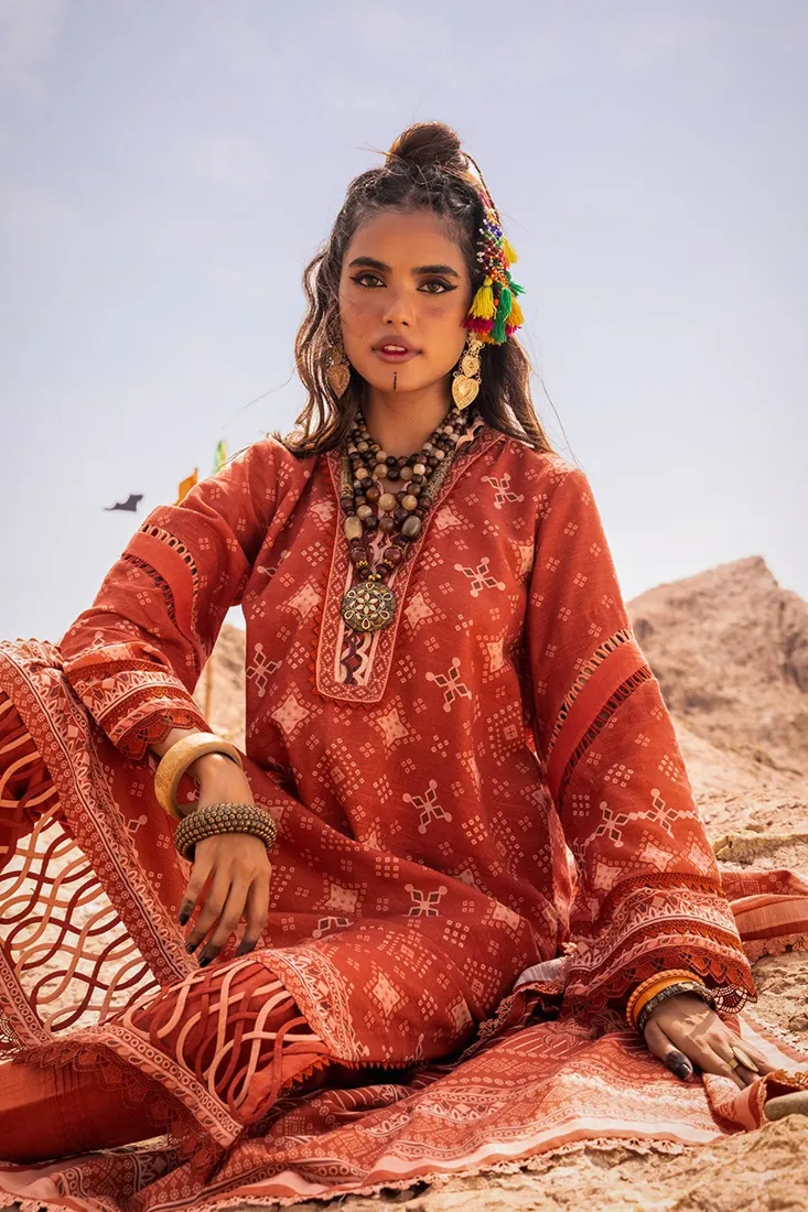 Rust Printed Khaddar 3-Piece Winter Collection - image 4