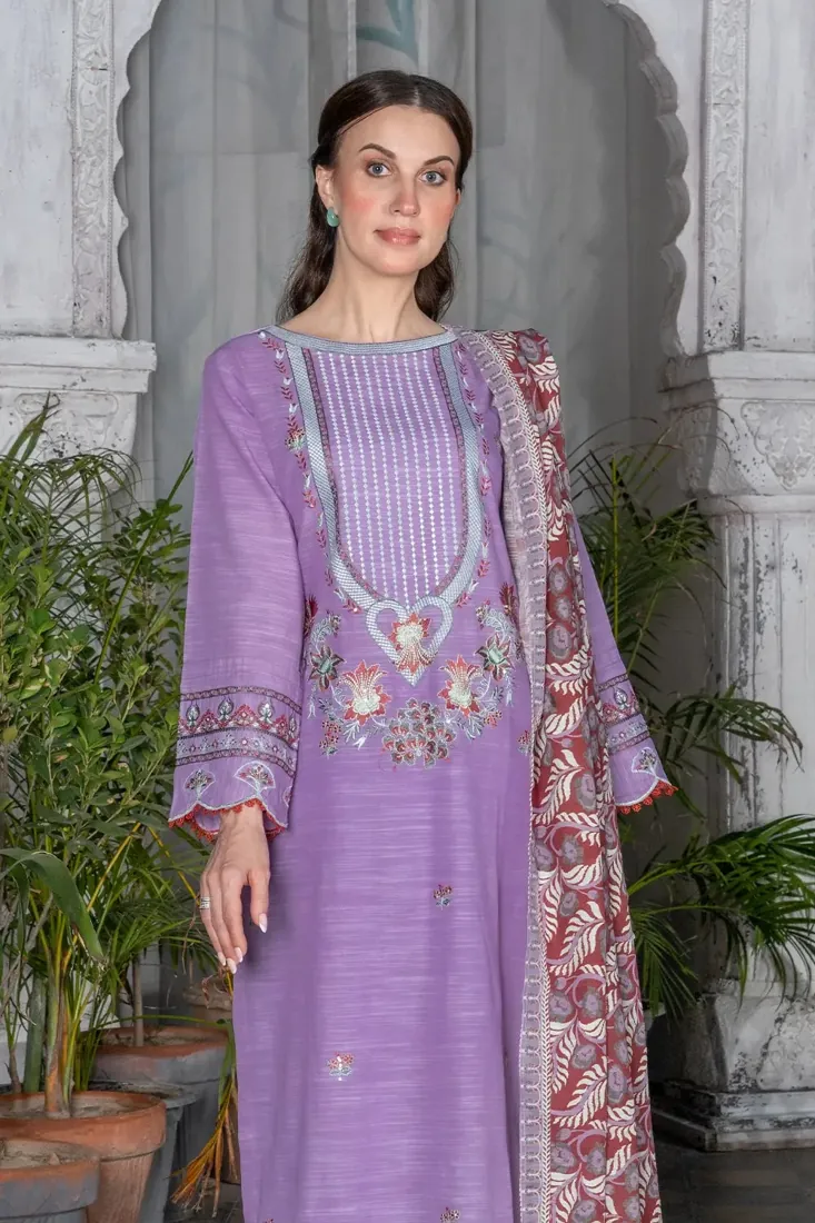 Light Lilac Embroidered Khaddar 3-Piece Winter Collection - image 4