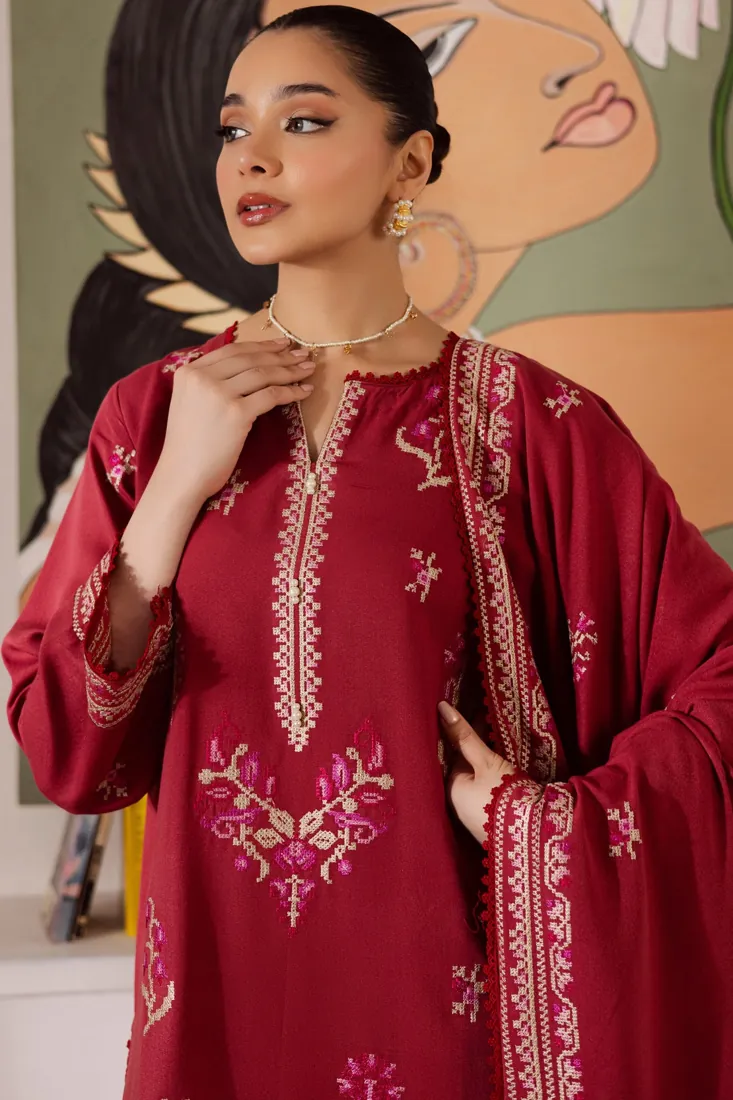Red Embroidered Karandi 3-Piece Winter Collection - image 3