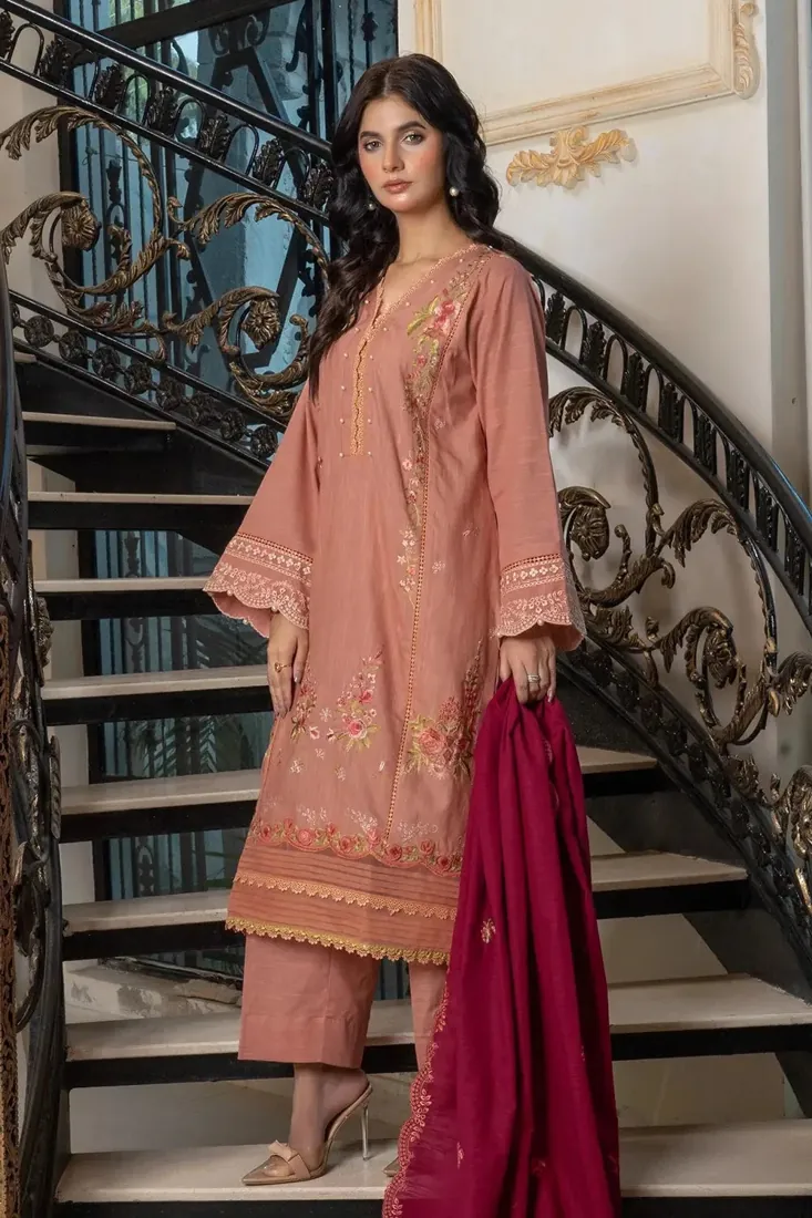 Dusky Rose Embroidered Khaddar 3-Piece Winter Collection - image 3