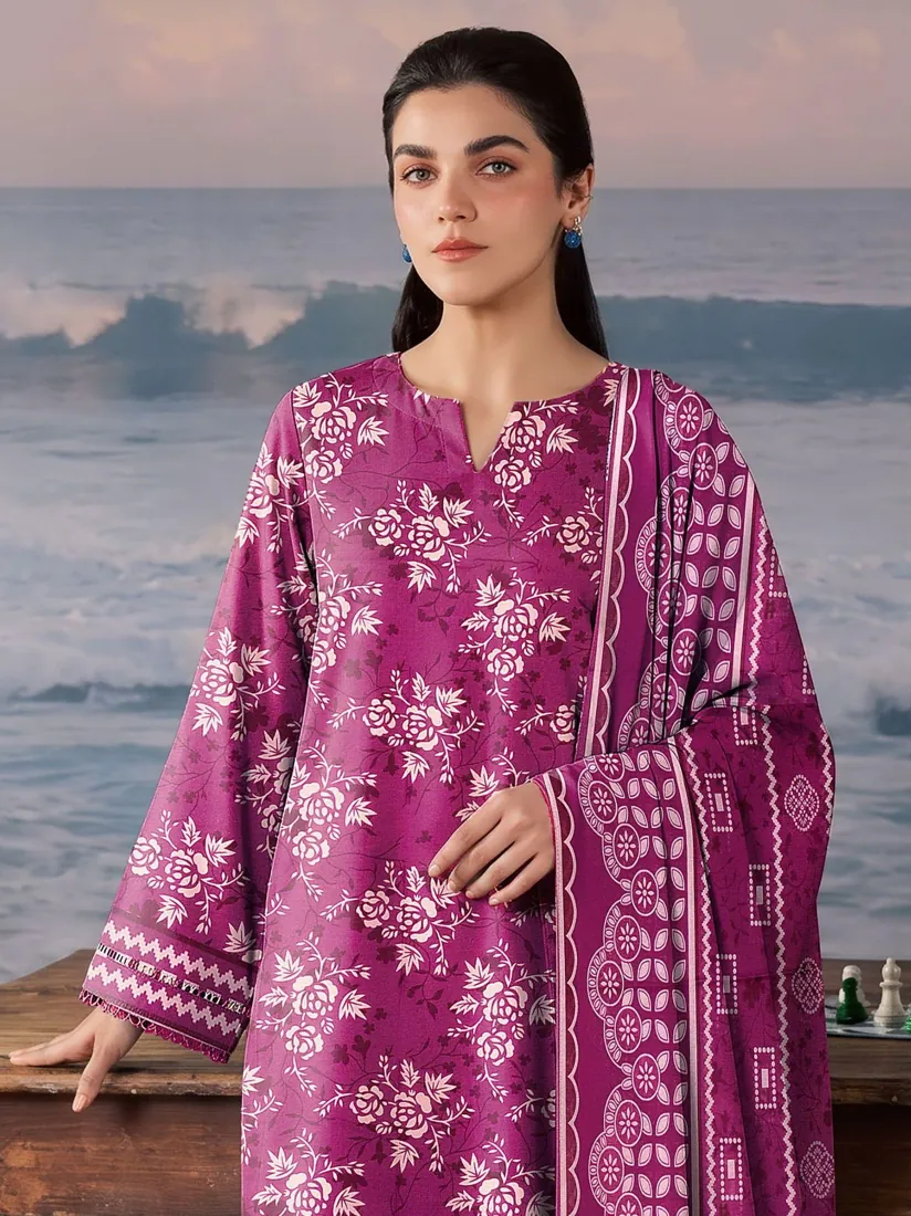 Fuchsia Printed Khaddar 3-Piece Winter Collection - image 3