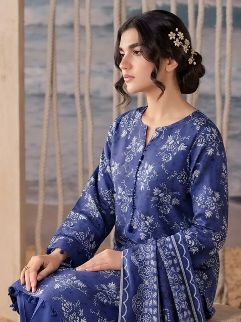 Royal Blue Printed Khaddar 3-Piece Winter Collection - image 3