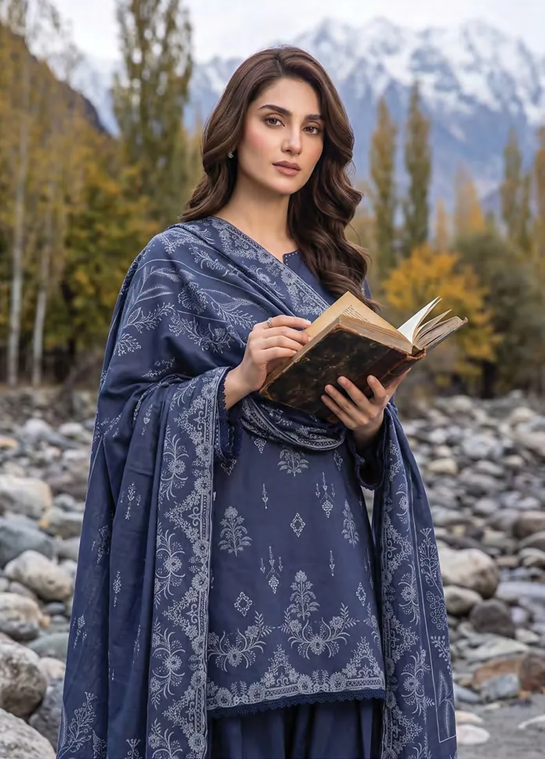 Navy Blue Printed Pashmina 3-Piece Winter Collection - image 3