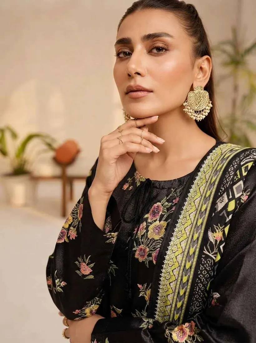 Black Printed Marina 3-Piece Winter Collection - image 5