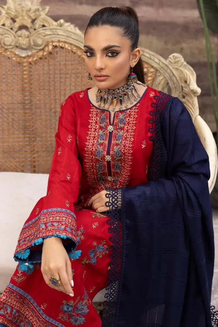 Red Embroidered Dhanak 3-Piece Winter Collection - image 3